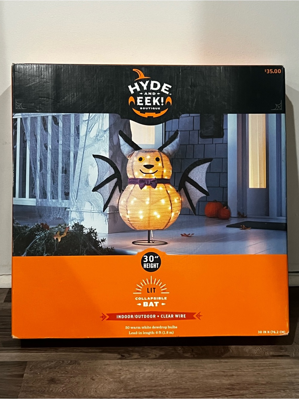 Hyde & EEK! Boutique 30” Lit Collapsible Bat Halloween decoration.